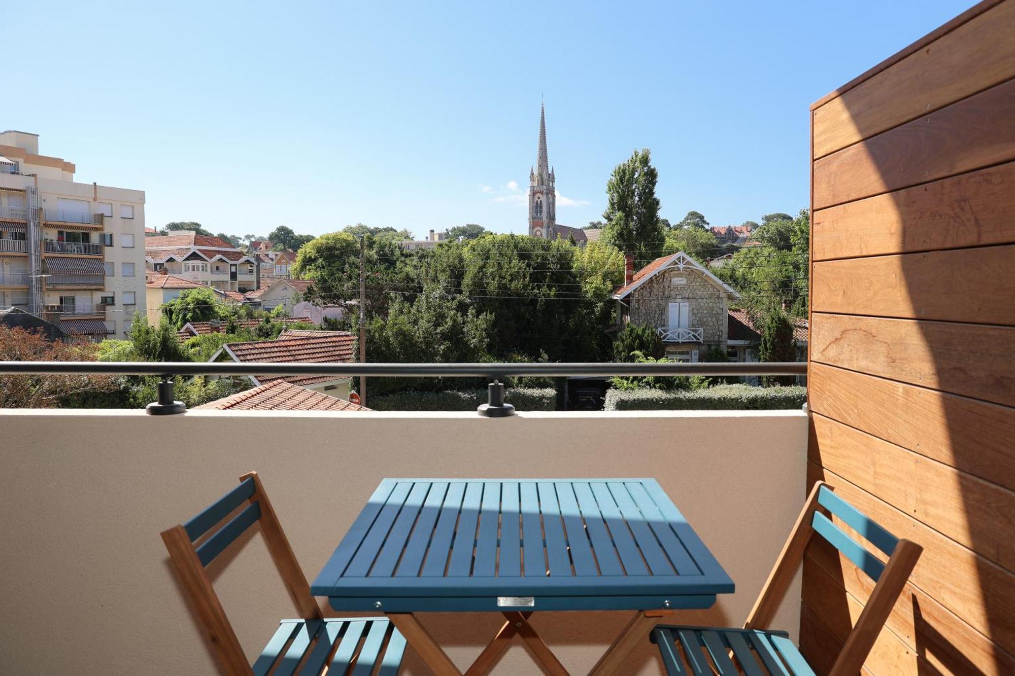 Les Vagues Hotel & Spa Arcachon Exterior photo